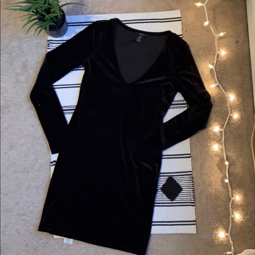 FOREVER 21 Velvet Dress